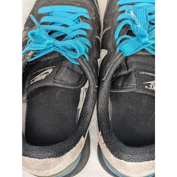 Nike Sneakers Internationalist Mid Black Gray Teal Womens Size 7.5 Shoes Running - Picture 9 of 10